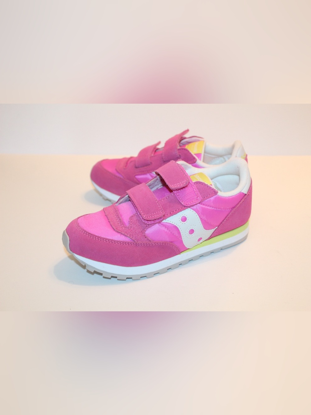 Saucony Jazz Kids Originals Hook and Loop Shoes Size 5M NEW